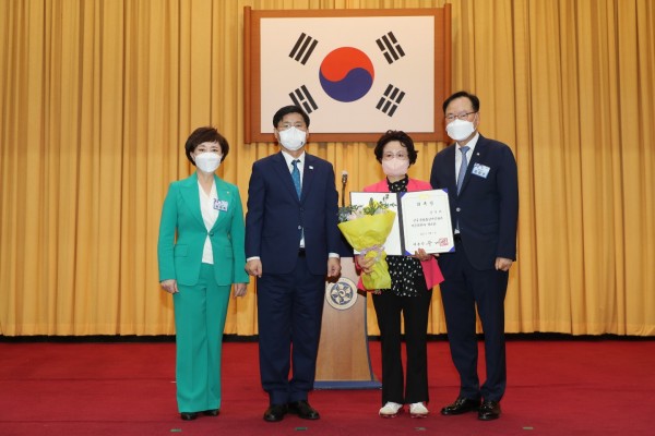 88199fa6cbc3ae479fc935ab82c0e828_1634874