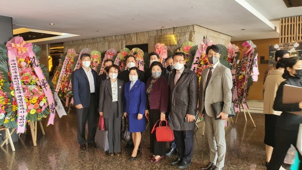 dadda37f91f7c621d23f38b773c034bc_1638432