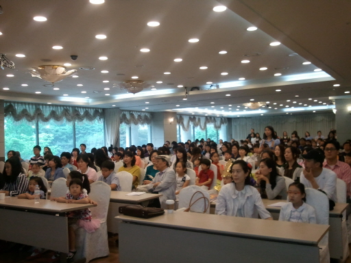 제6회 대한민국 중국어말하기대회 참석자들과 학부모님들